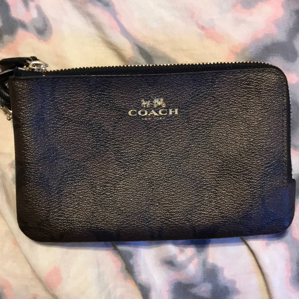 Coach Pebbled Leather Double Corner Zip Wristlet
